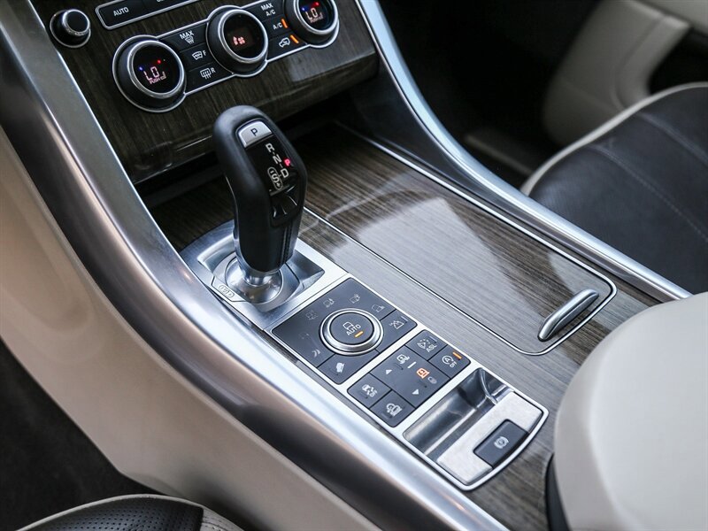 Used 2016 Land Rover Range Rover Sport Autobiography AWD/4WD image 29