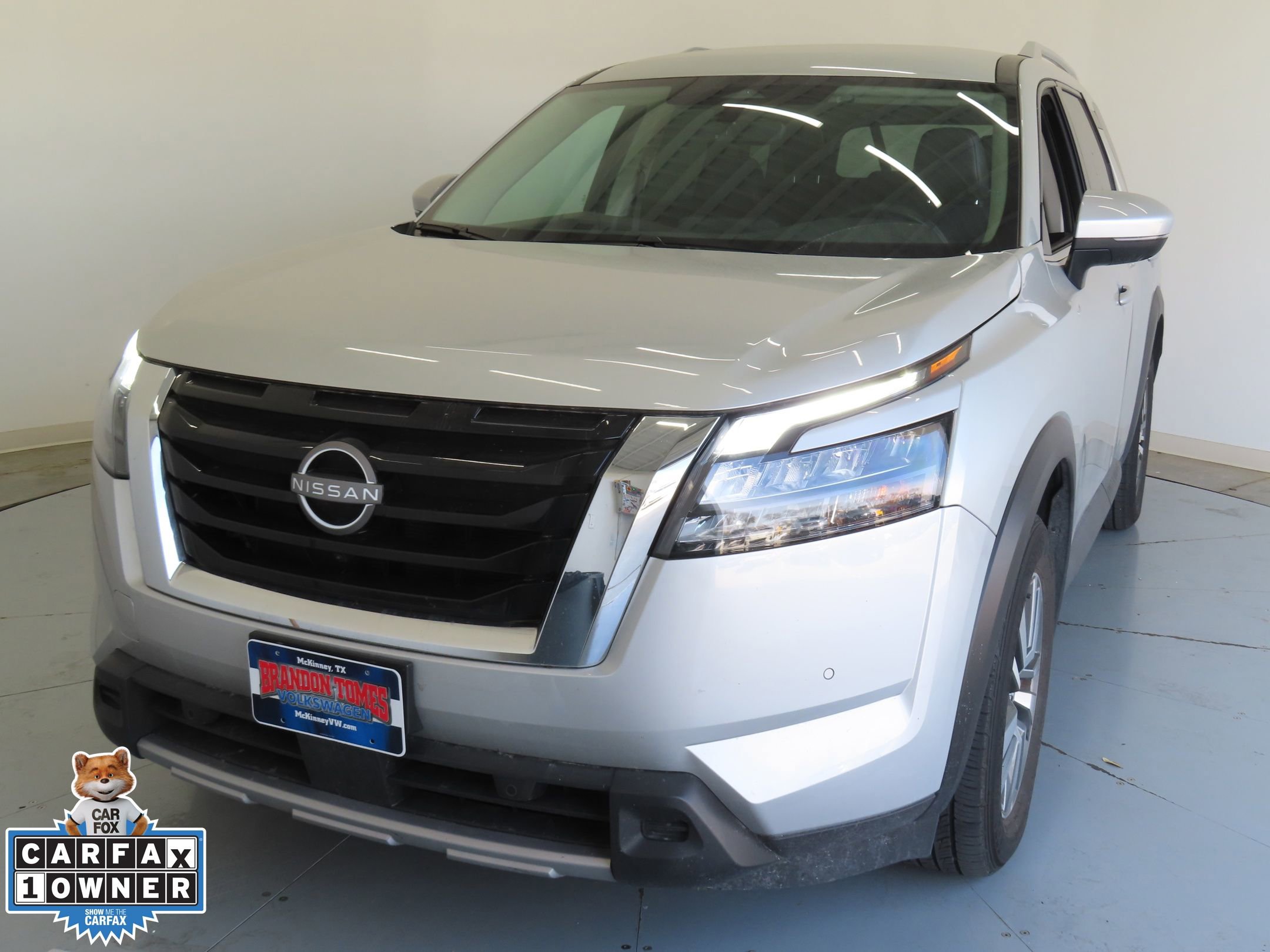 Used 2025 Nissan Pathfinder SL image 9