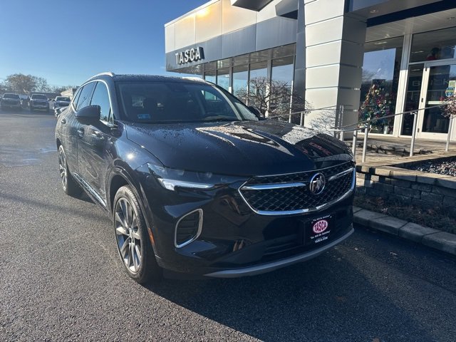 Used 2021 Buick Envision Avenir w/ Technology Package II image 1