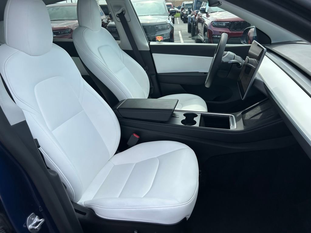 Used 2022 Tesla Model Y Performance image 23