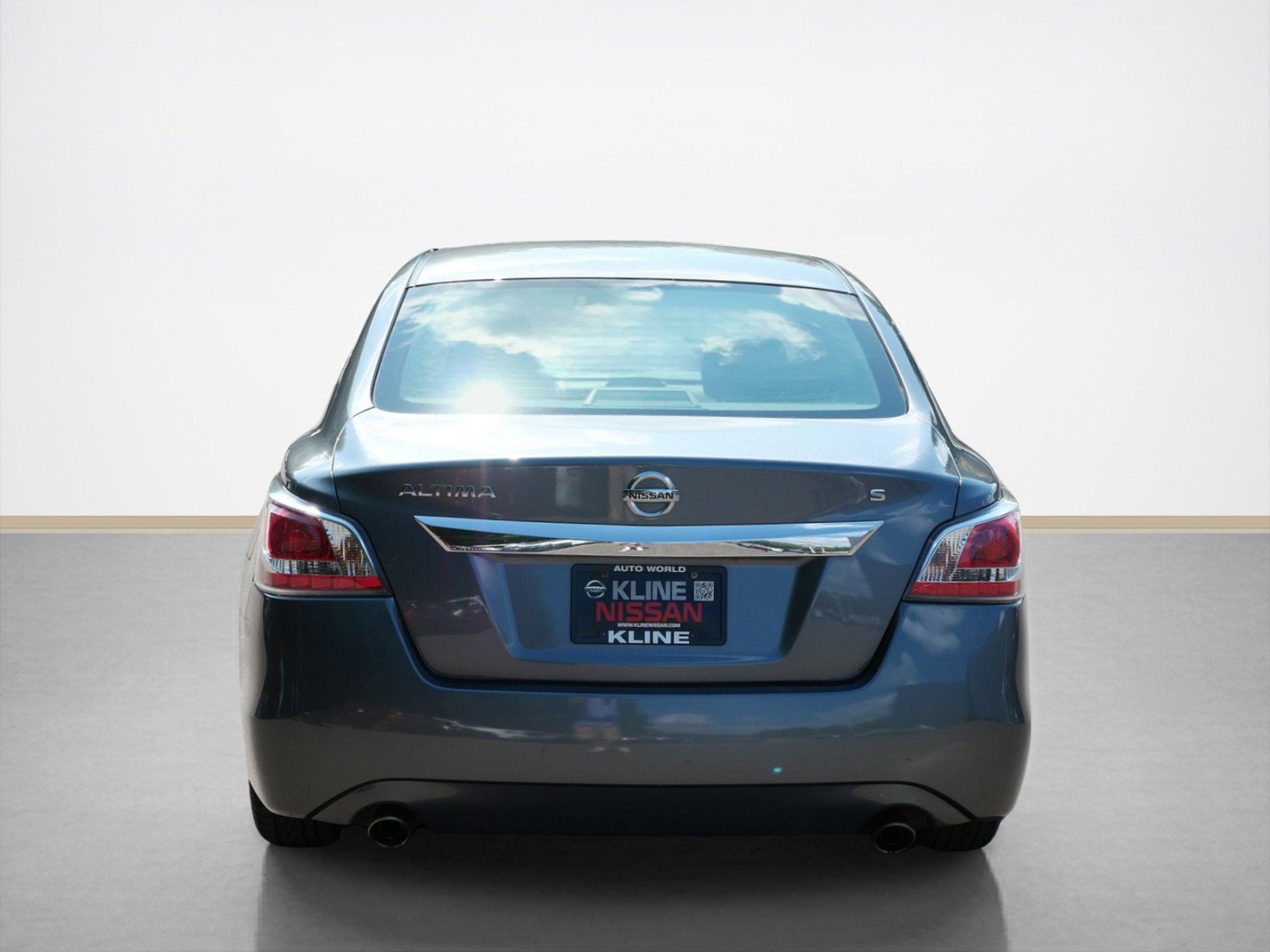 Used 2015 Nissan Altima 2.5 S w/ Power Driver Seat Package FWD image 4