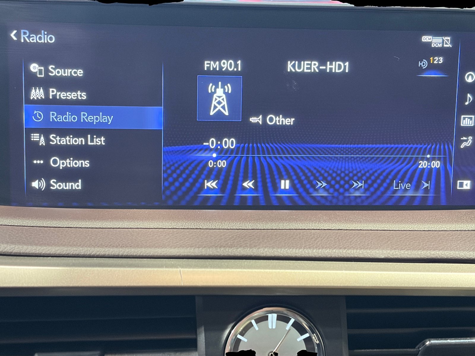 Used 2020 Lexus RX 350 AWD w/ Premium Package image 19