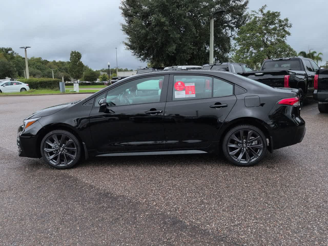 New 2027 Toyota Corolla SE FWD image 3