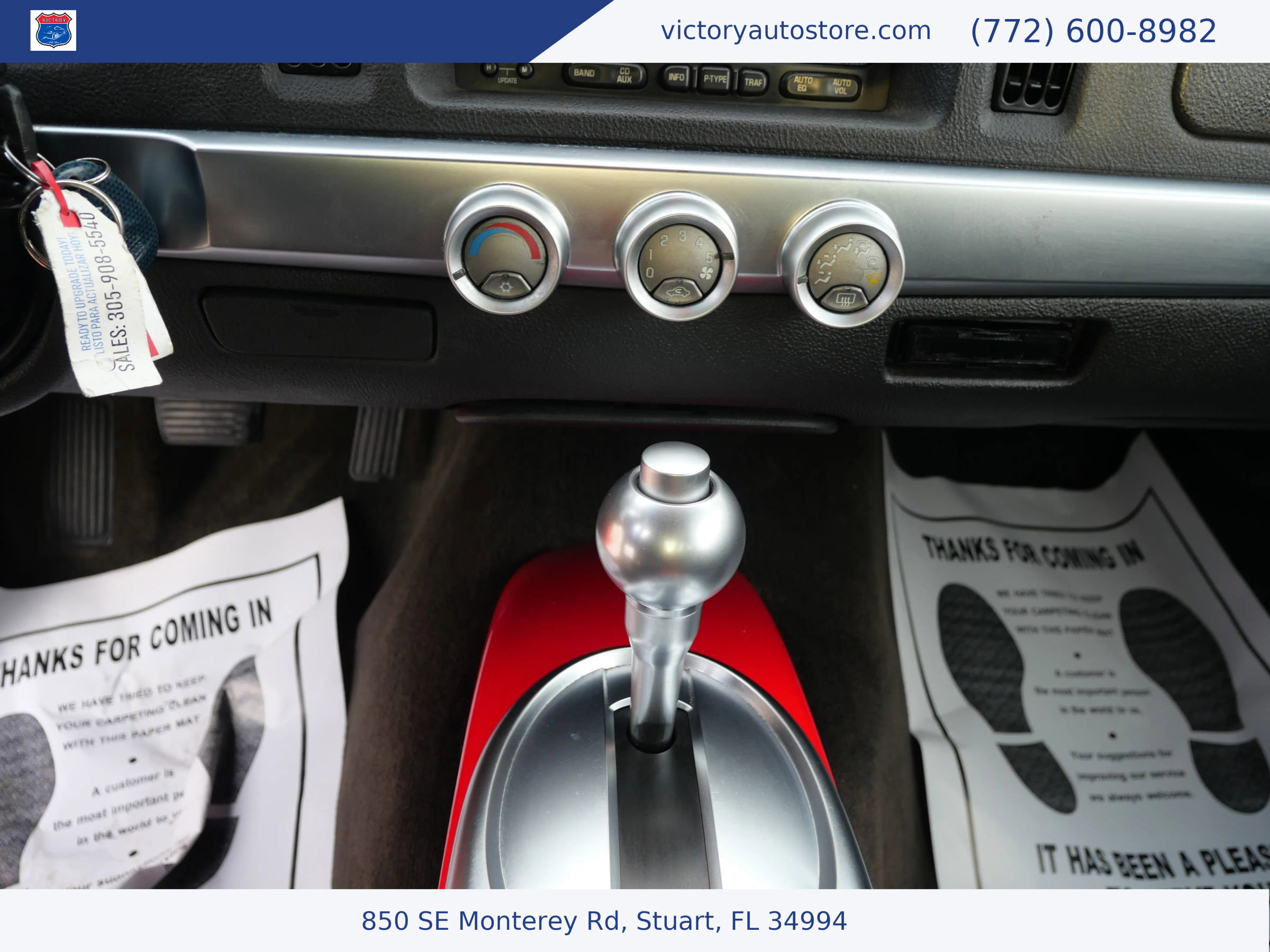 Used 2003 Chevrolet SSR w/ Preferred Equipment Group image 22