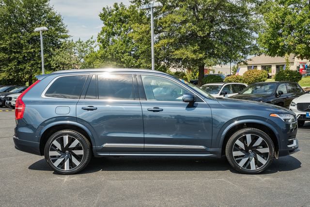 Certified 2023 Volvo XC90 T8 Ultimate w/ Lounge Package AWD/4WD image 4