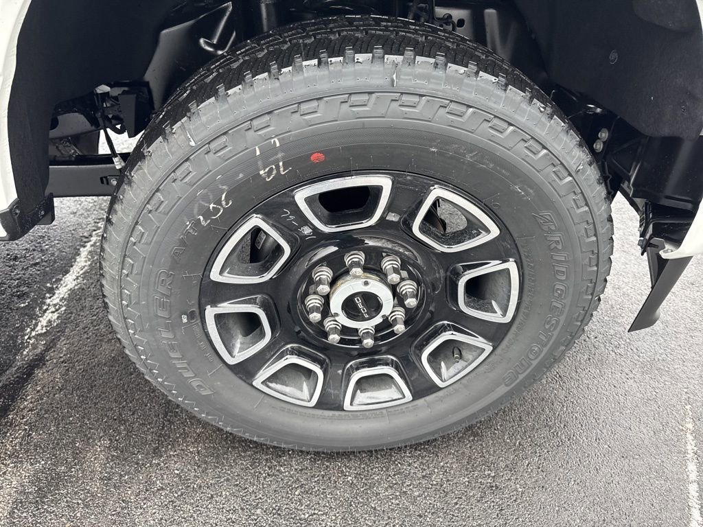 New 2026 Ford F250 Platinum image 16