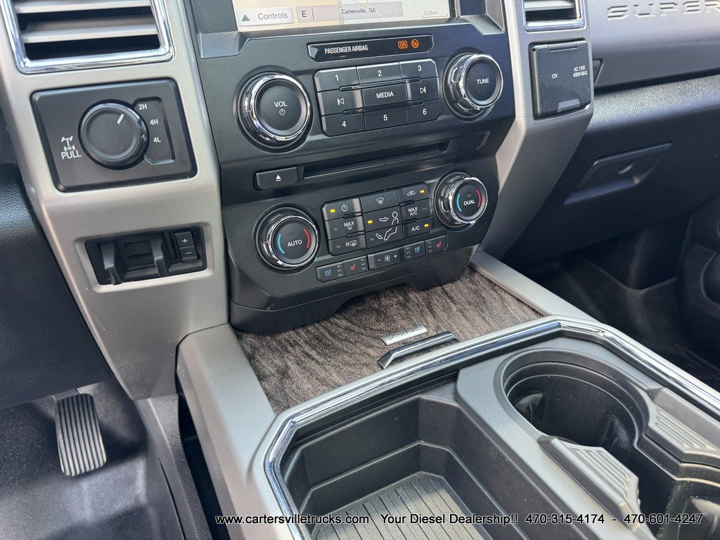 Used 2017 Ford F250 Lariat w/ Lariat Ultimate Package AWD/4WD image 23