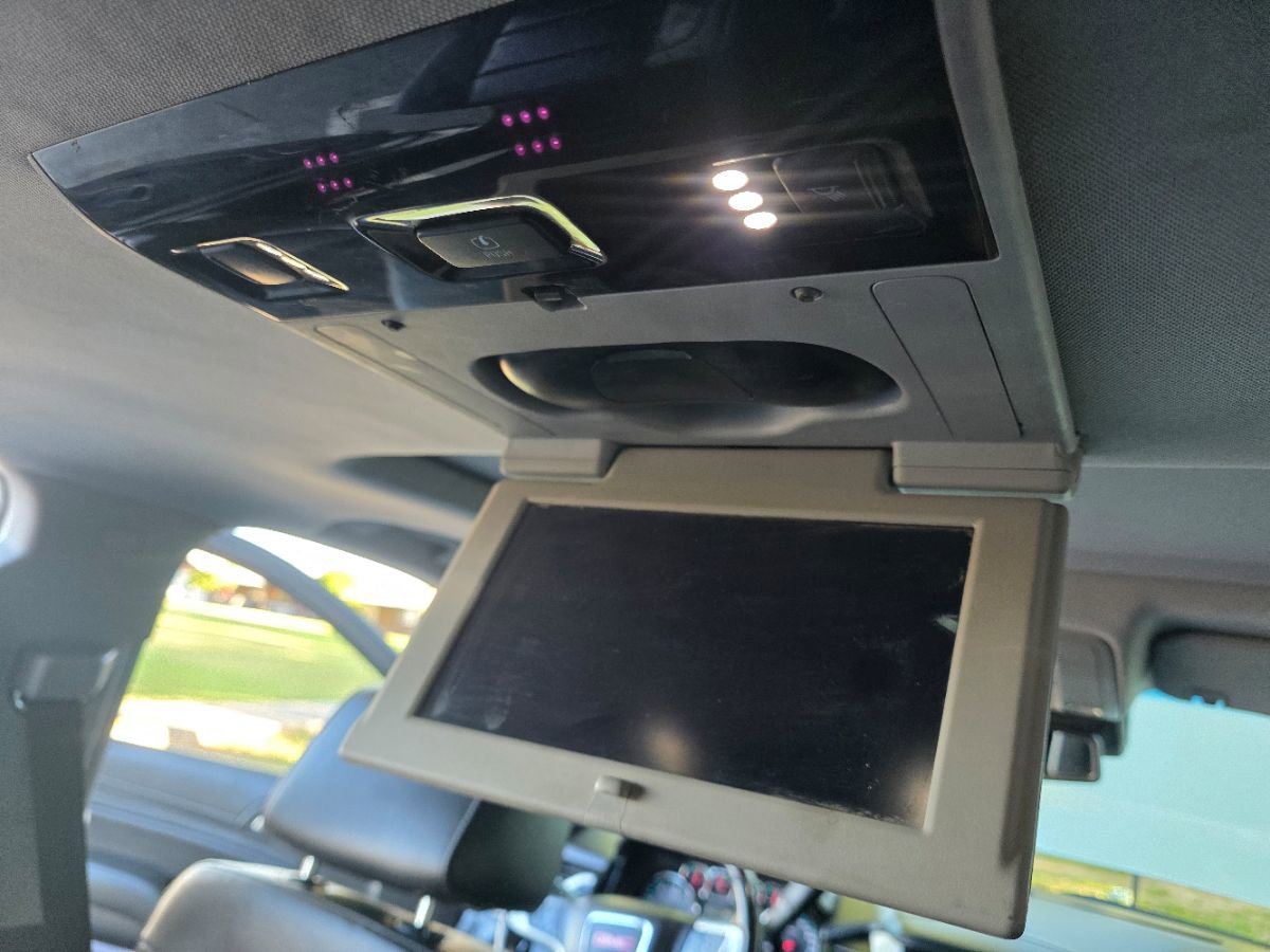 Used 2019 GMC Yukon XL SLT w/ Open Road Package image 35