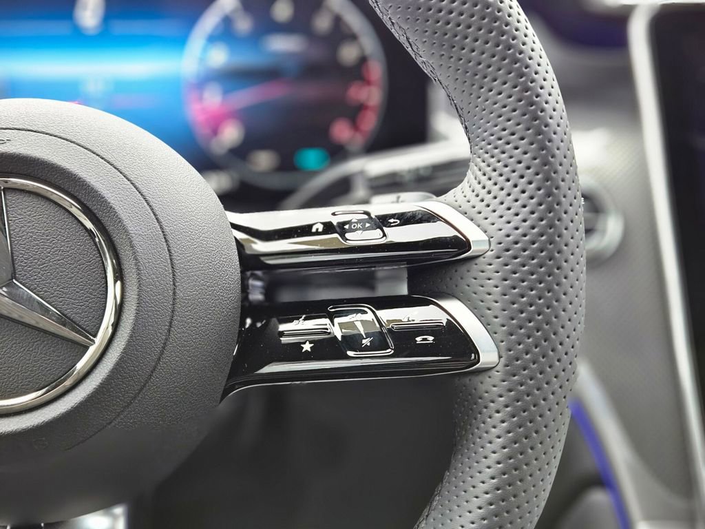 New 2026 Mercedes-Benz GLC 300 4MATIC image 28