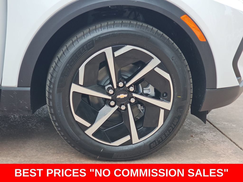 New 2026 Chevrolet Equinox EV LT w/ Comfort Package FWD image 38