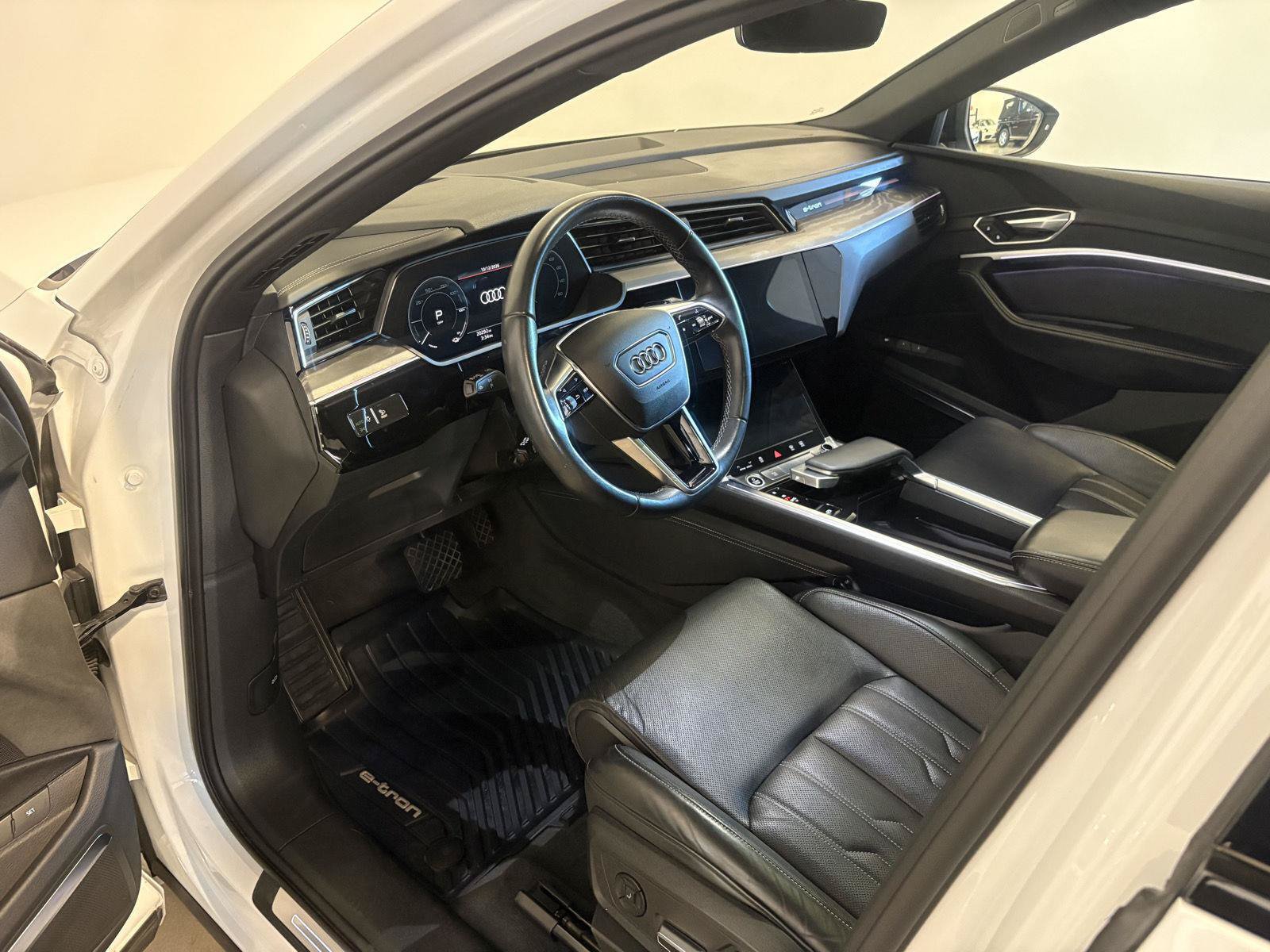 Used 2023 Audi e-tron Chronos w/ Chronos Package AWD/4WD image 24