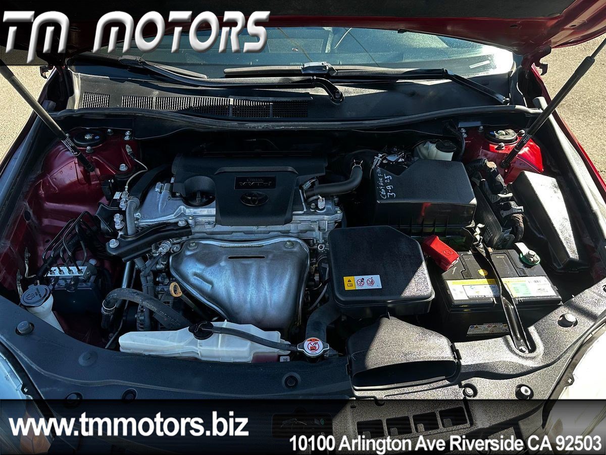 Used 2017 Toyota Camry SE image 21