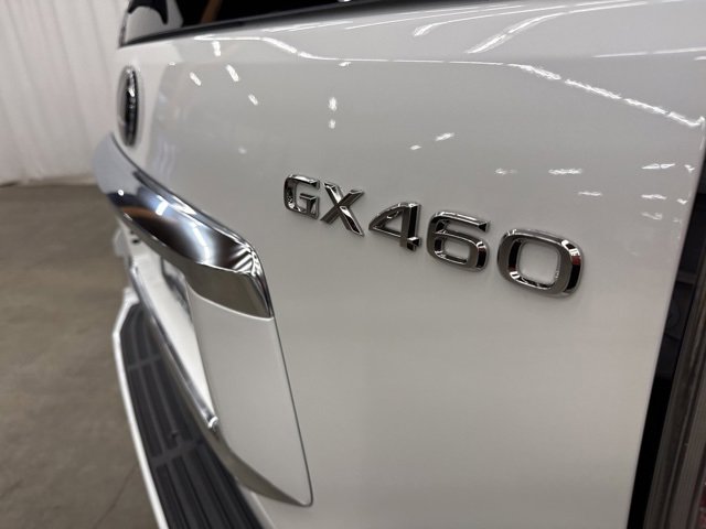 Used 2021 Lexus GX 460 Premium w/ Premium Package image 24
