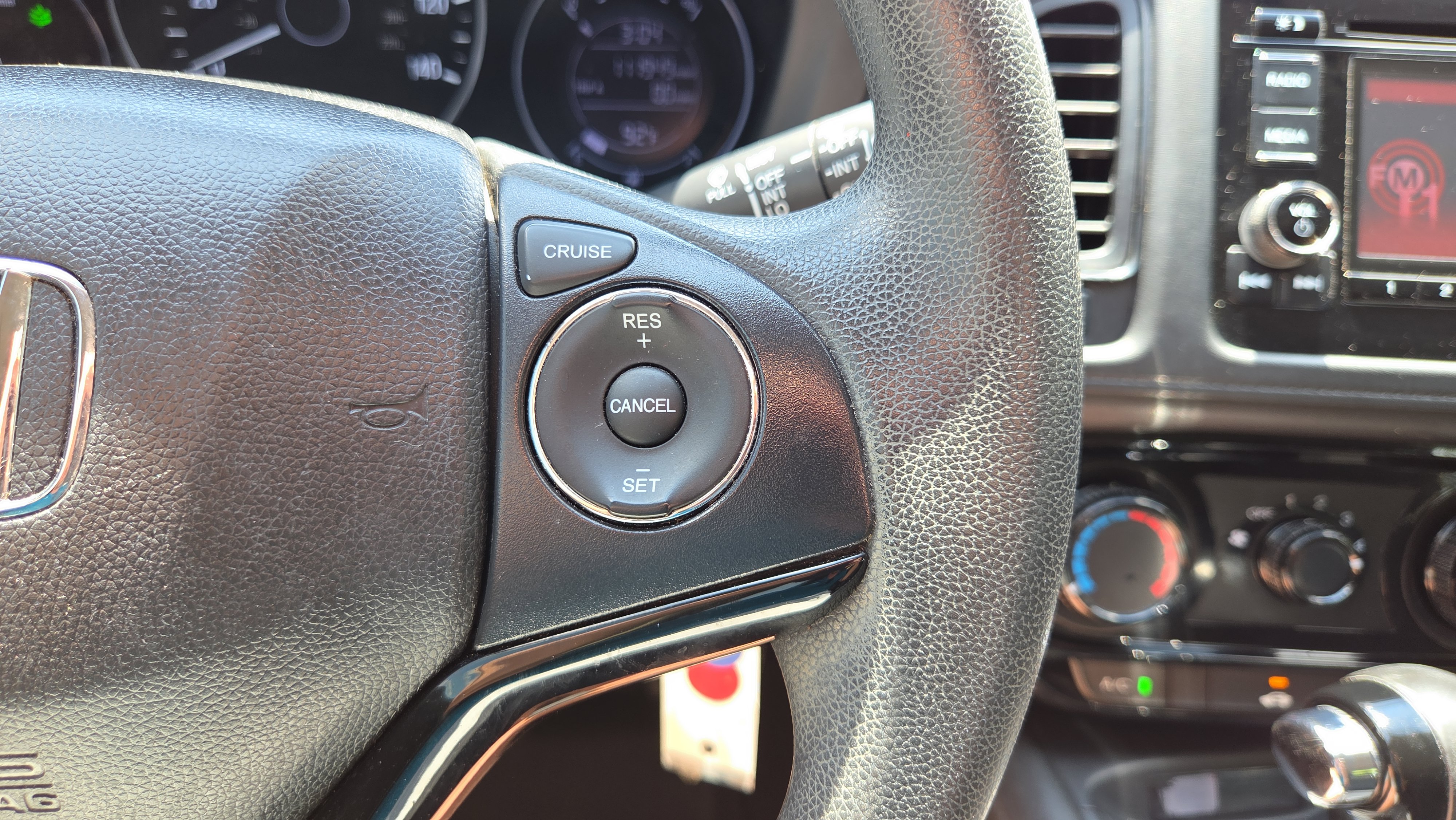 Used 2019 Honda HR-V LX image 26