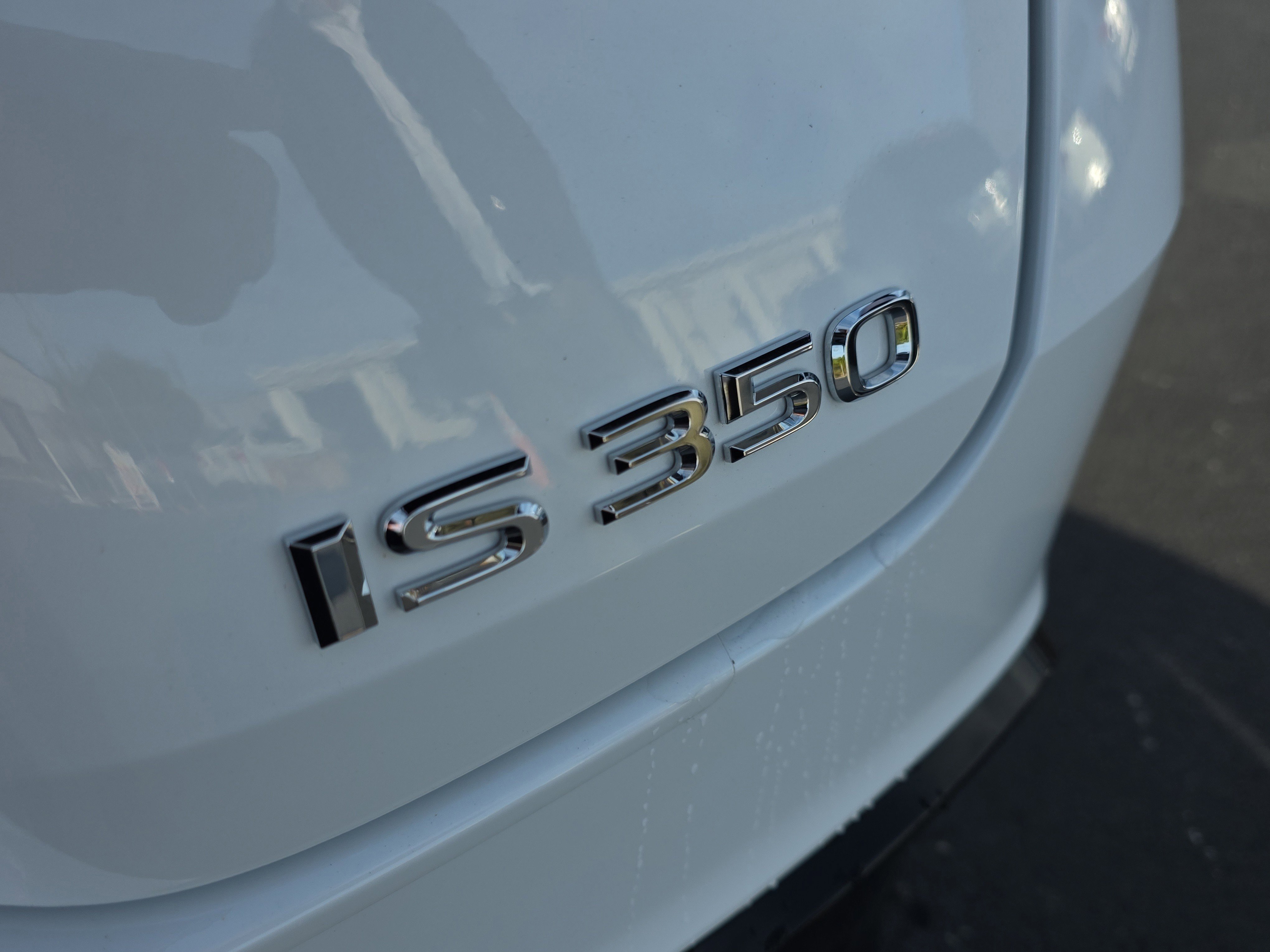 Used 2025 Lexus IS 350 F Sport image 5