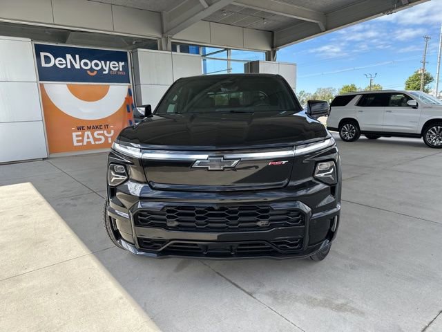 New 2025 Chevrolet Silverado EV RST image 2