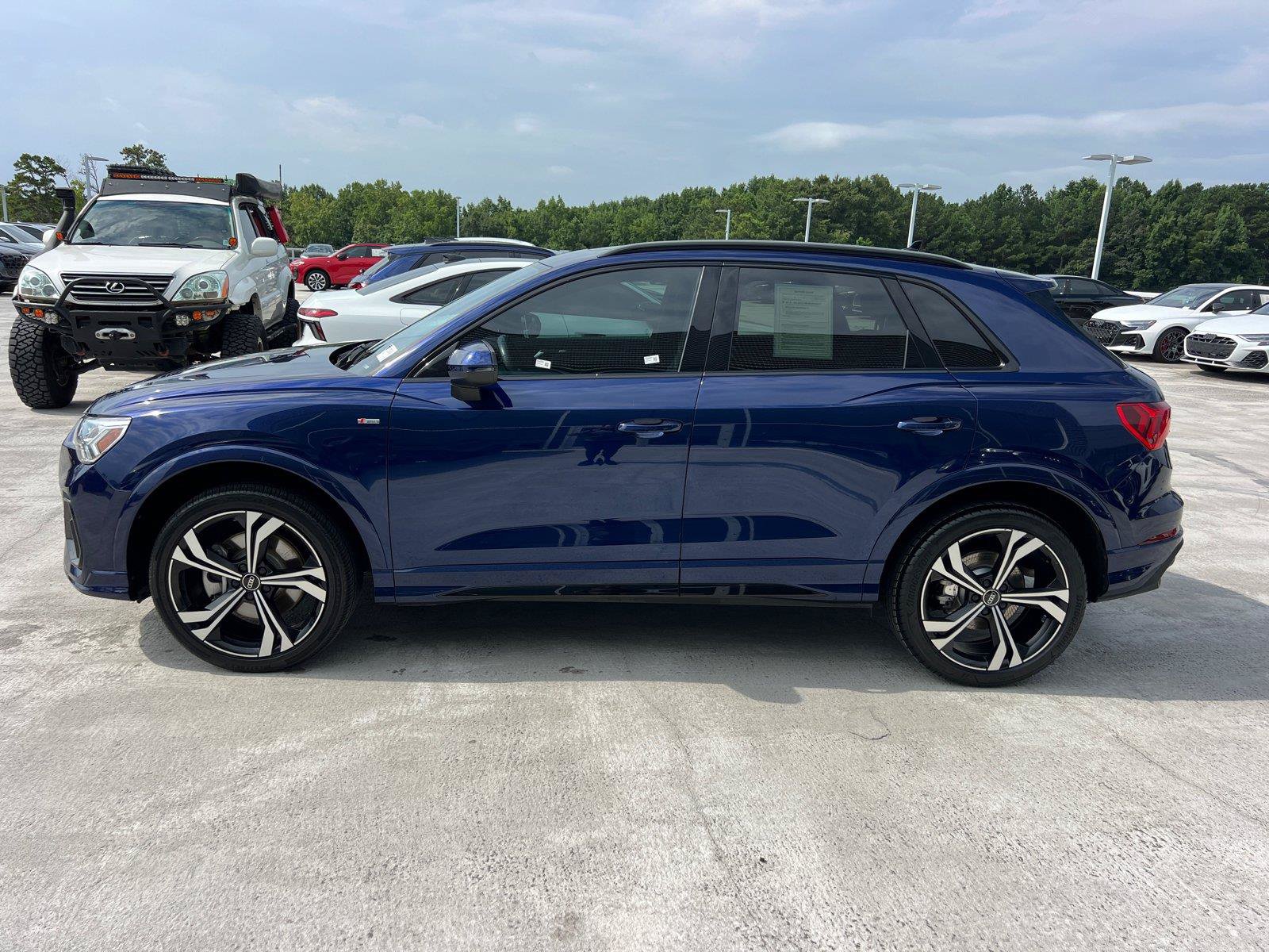 Used 2024 Audi Q3 2.0T Premium Plus AWD/4WD image 8