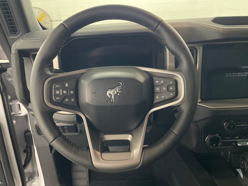 New 2025 Ford Bronco Outer Banks image 18