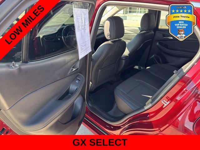 Used 2022 Buick Encore GX Select w/ Sport Touring Package image 16
