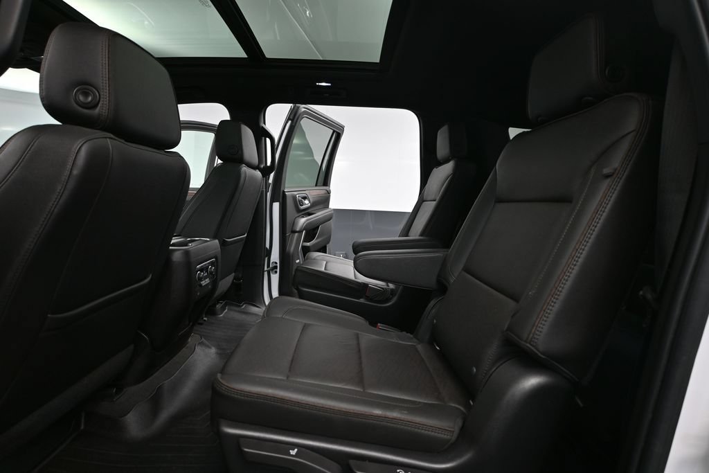 Used 2021 Chevrolet Suburban High Country AWD/4WD image 44