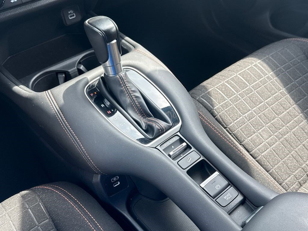 Certified 2024 Honda HR-V Sport image 30