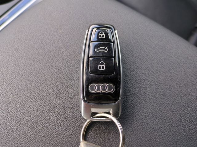 Used 2019 Audi Q8 Premium Plus image 35
