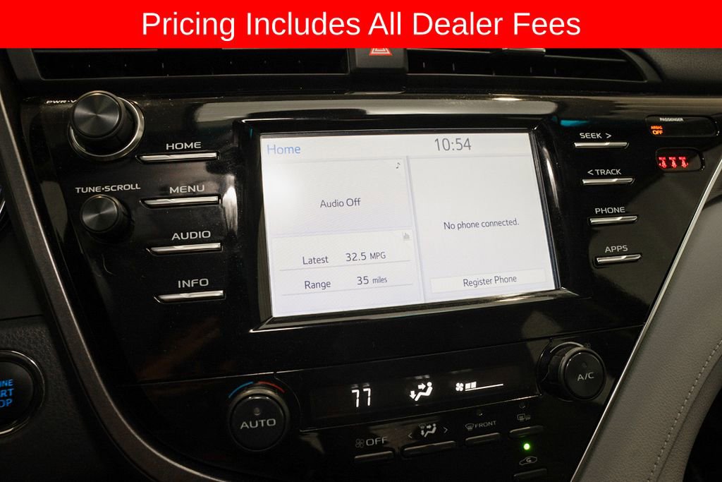 Used 2018 Toyota Camry SE w/ Convenience Package FWD image 11