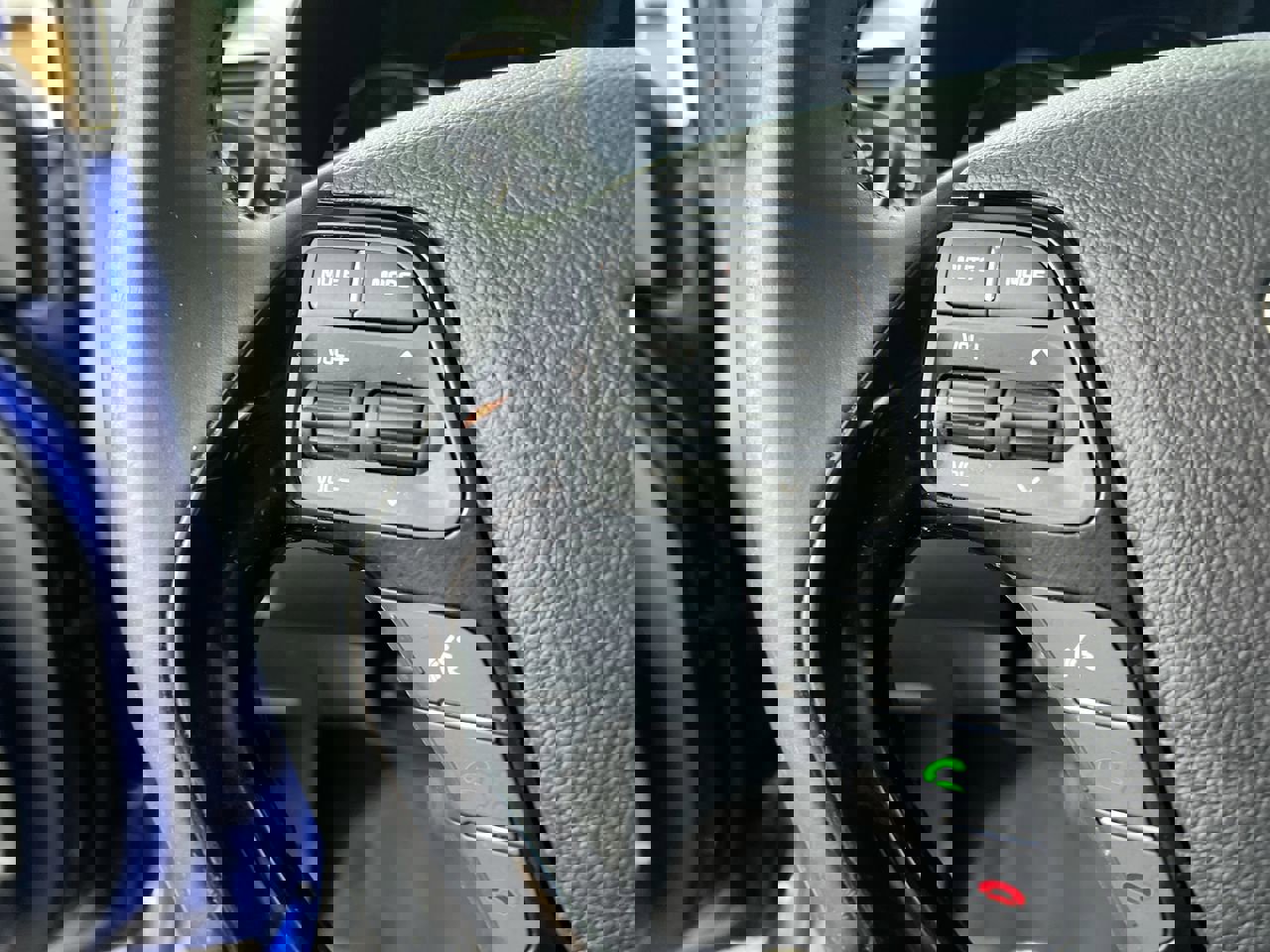 Used 2017 Kia Forte EX image 18