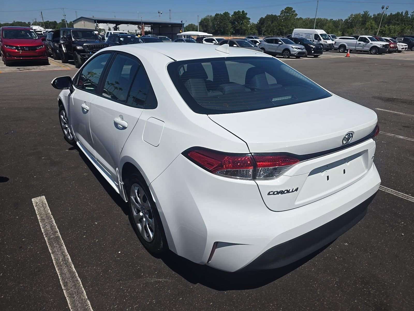 Used 2024 Toyota Corolla LE FWD image 10