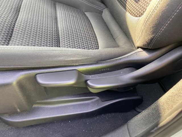 Used 2023 Chevrolet Bolt EUV LT w/ Driver Confidence Package FWD image 18