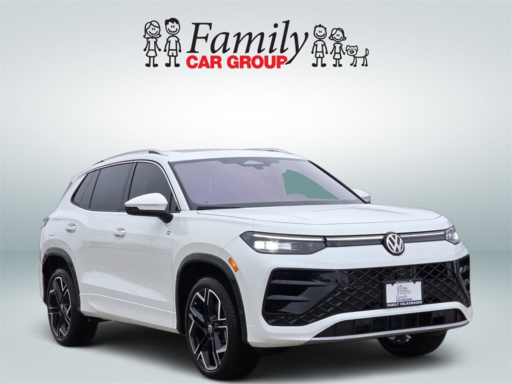 New 2026 Volkswagen Tiguan SEL R-Line image 2