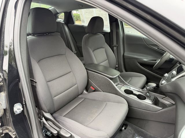 Used 2023 Chevrolet Malibu LS FWD image 27
