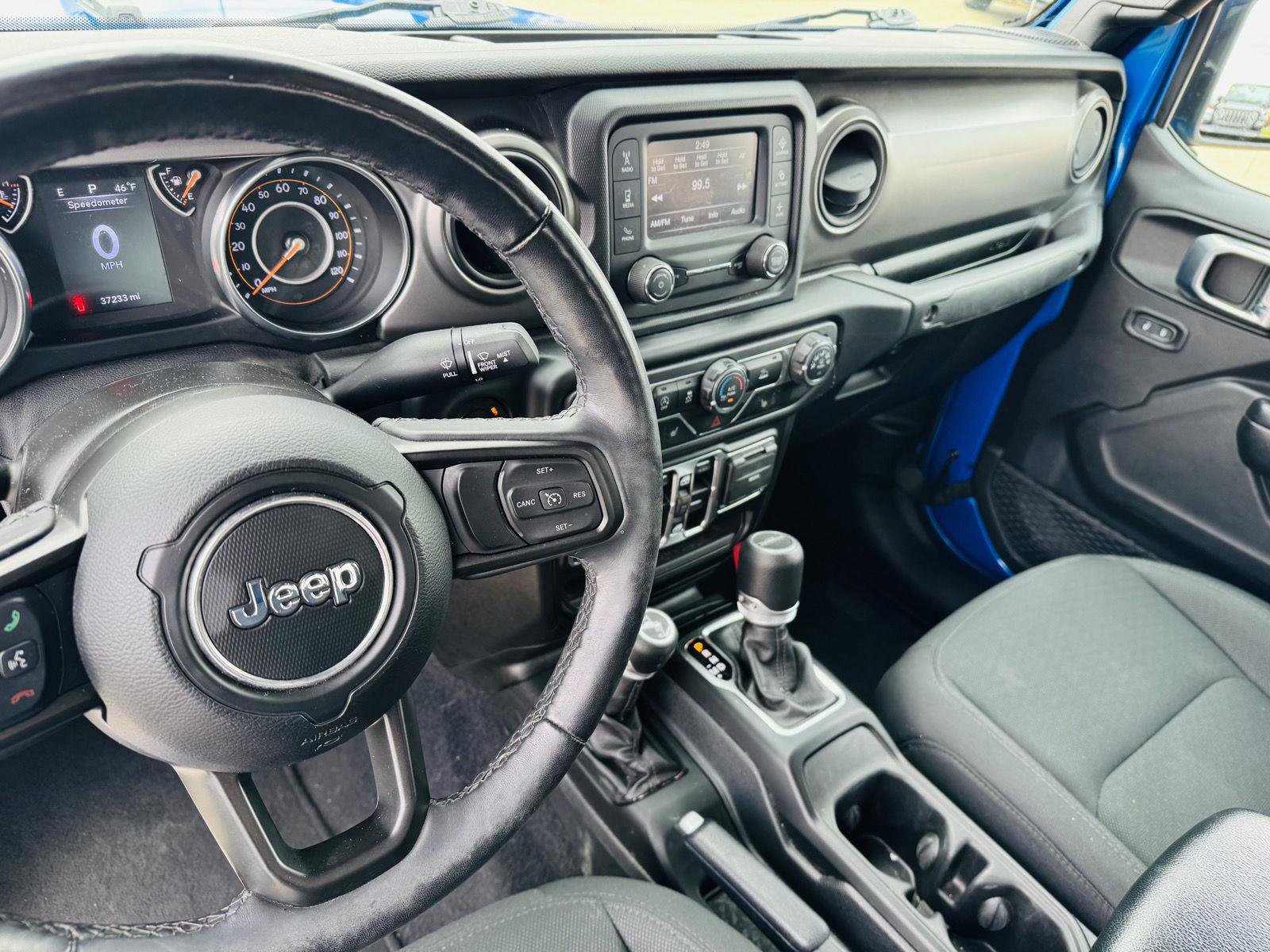 Used 2021 Jeep Gladiator Sport AWD/4WD image 9