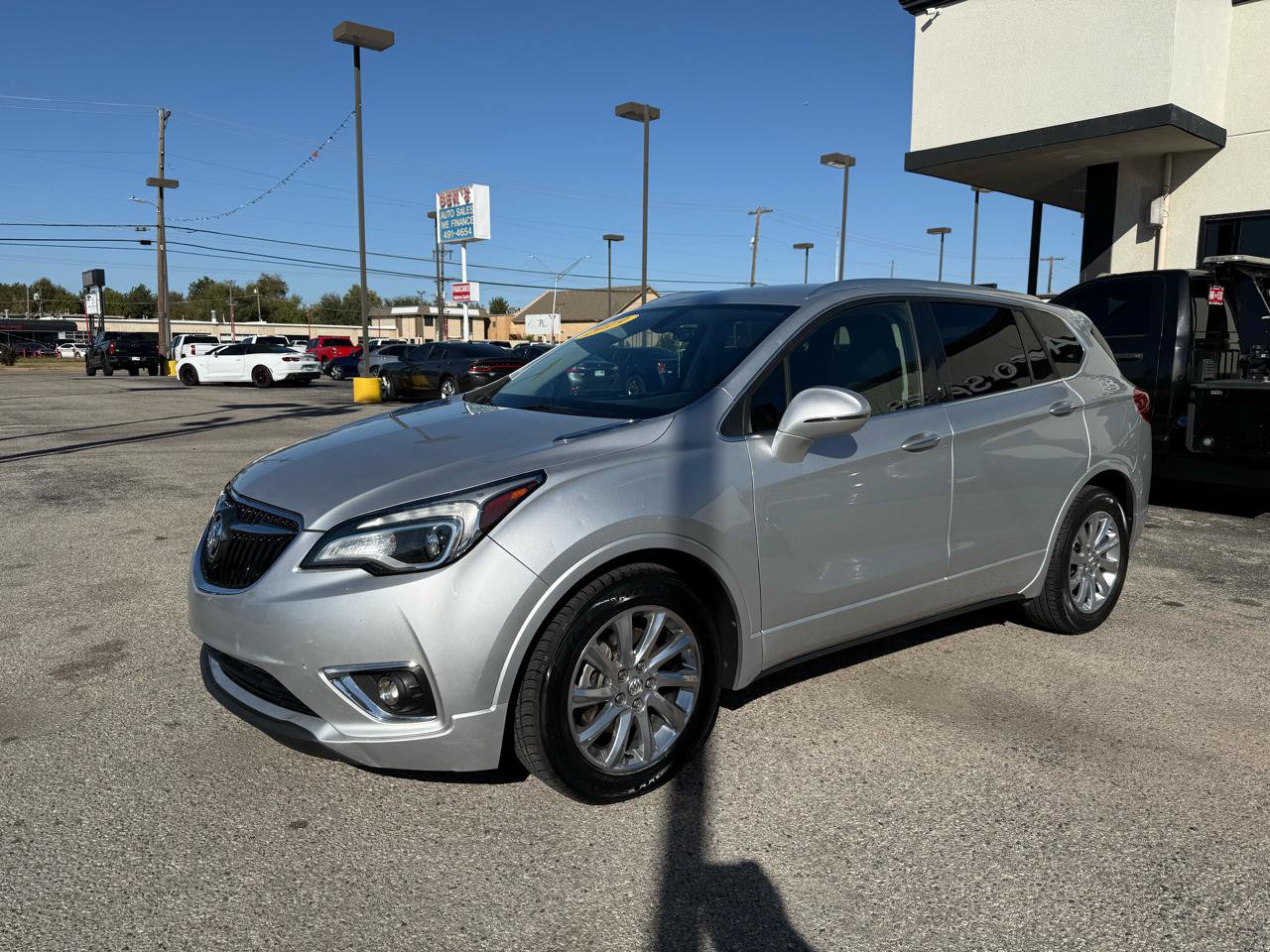Used 2019 Buick Envision Essence FWD image 2