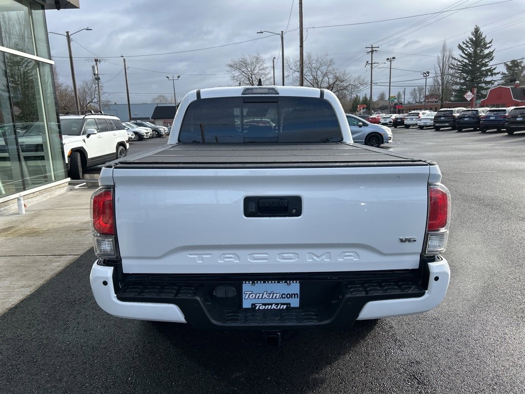 Used 2022 Toyota Tacoma TRD Off-Road image 4