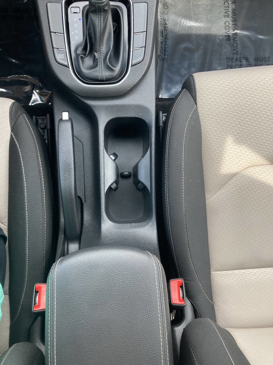 Used 2020 Hyundai Elantra GT image 14