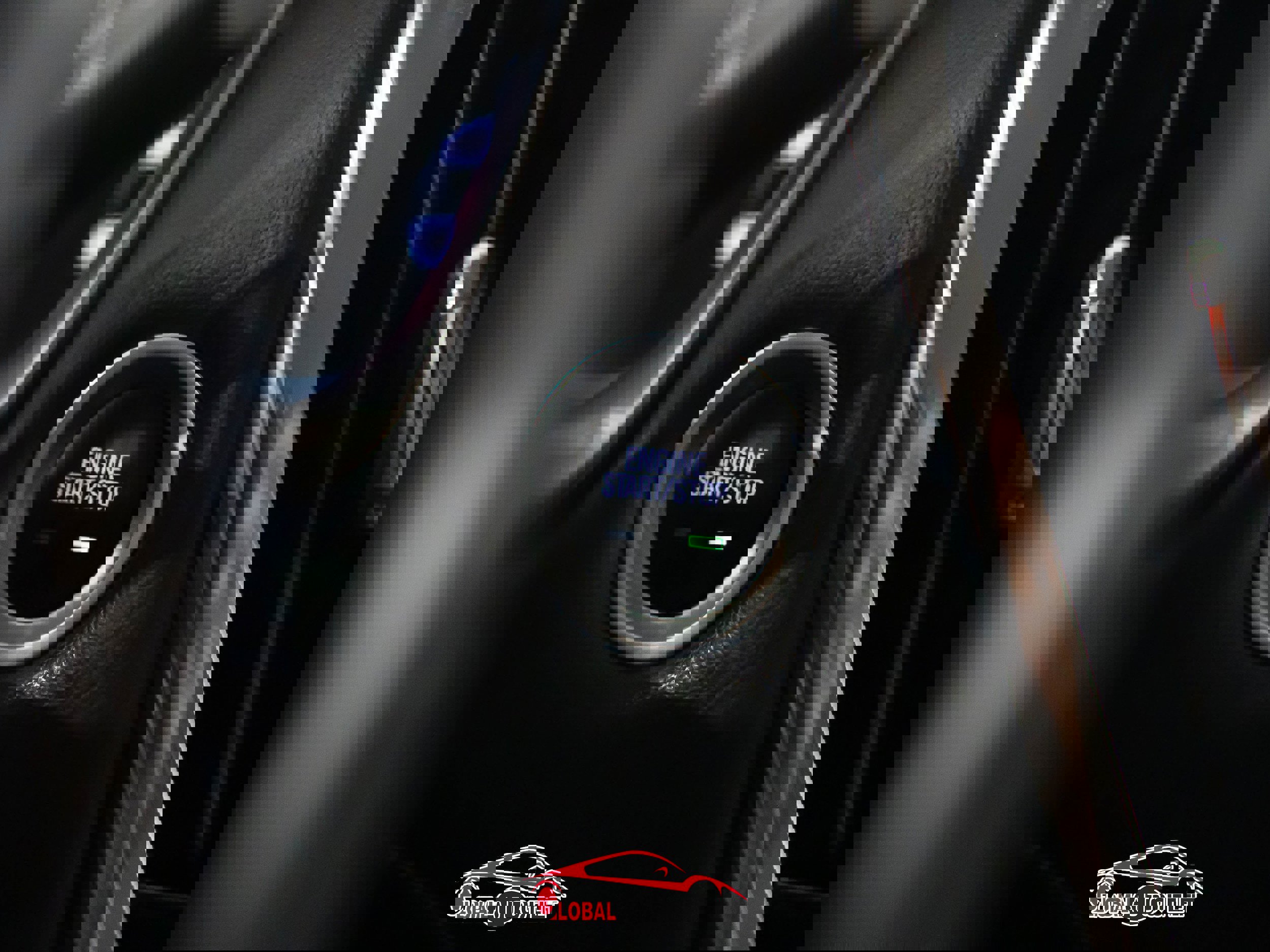 Used 2020 Chevrolet Traverse LT w/ Driver Confidence II Package image 32