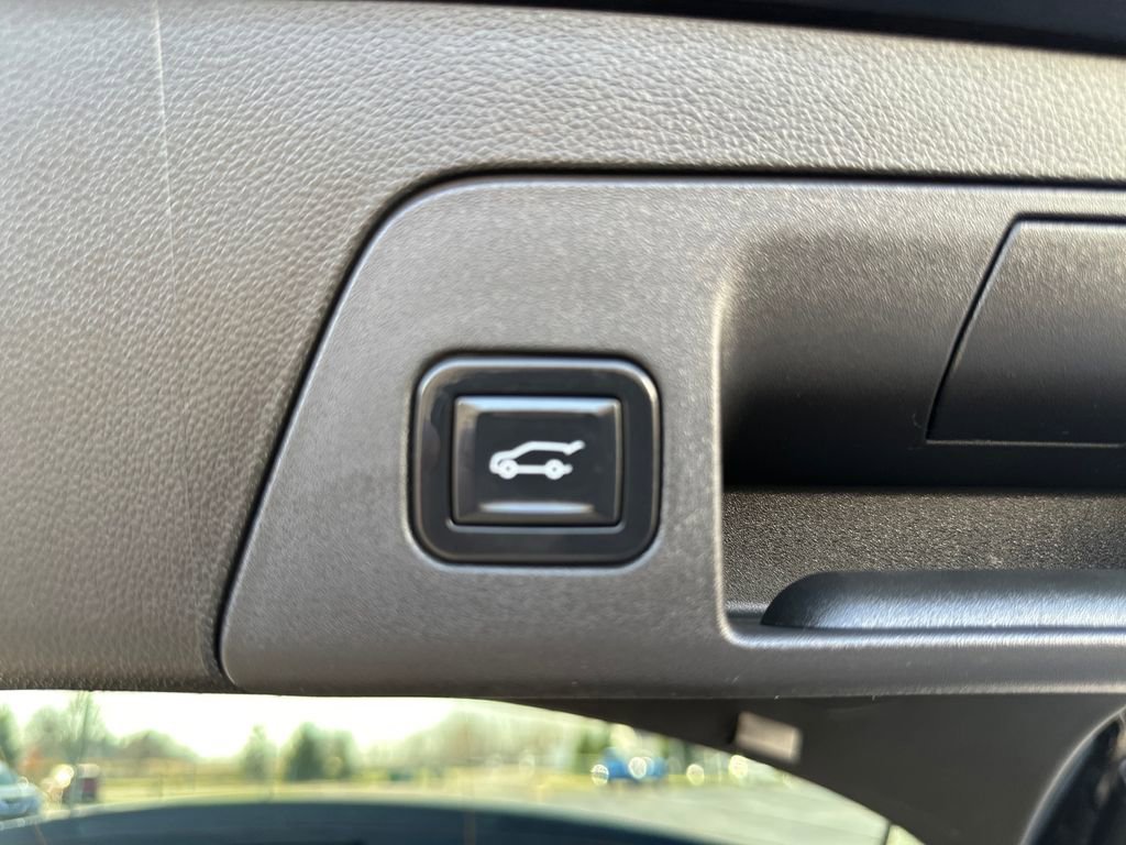 Used 2022 Buick Envision Preferred image 38