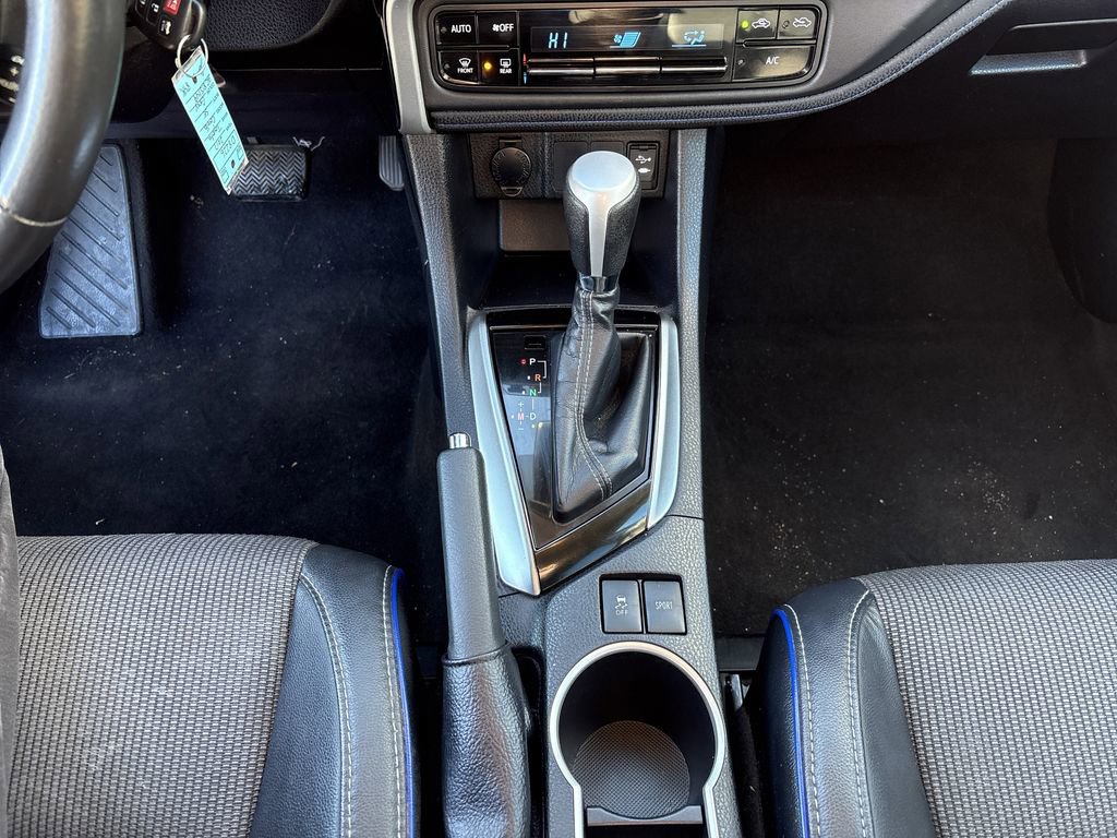 Used 2017 Toyota Corolla SE w/ Body Protection Package image 21