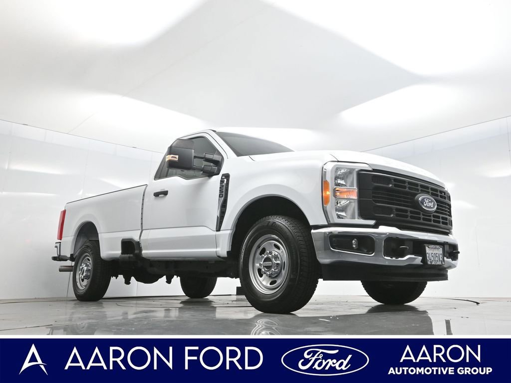 Used 2023 Ford F250 XL w/ XL Chrome Package image 3
