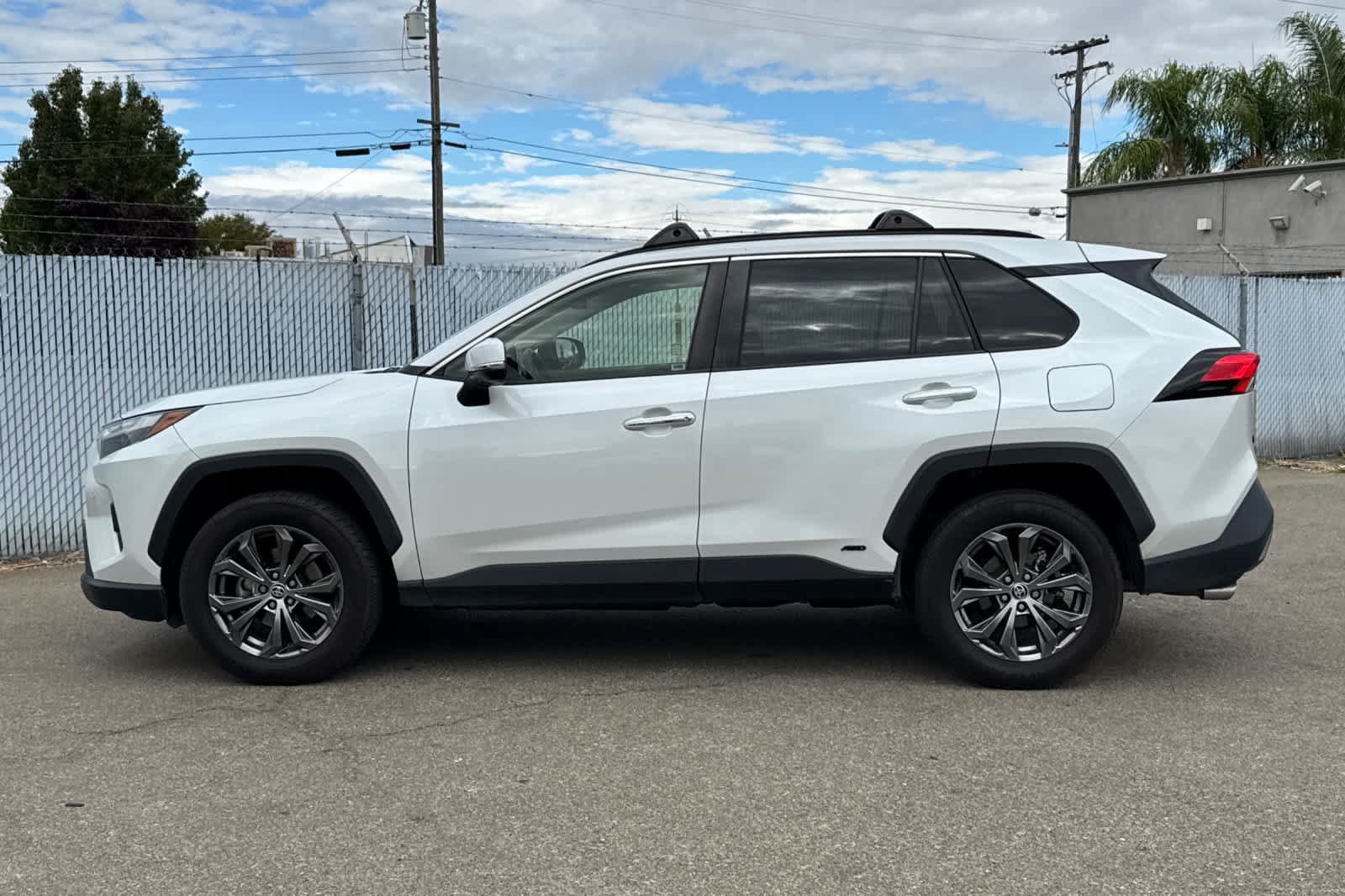 Used 2023 Toyota RAV4 Limited AWD/4WD image 2