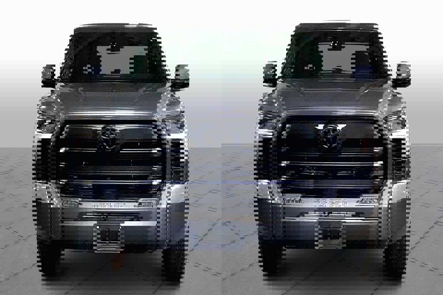 Used 2025 Toyota Tundra SR5 w/ SR5 Convenience Package image 4