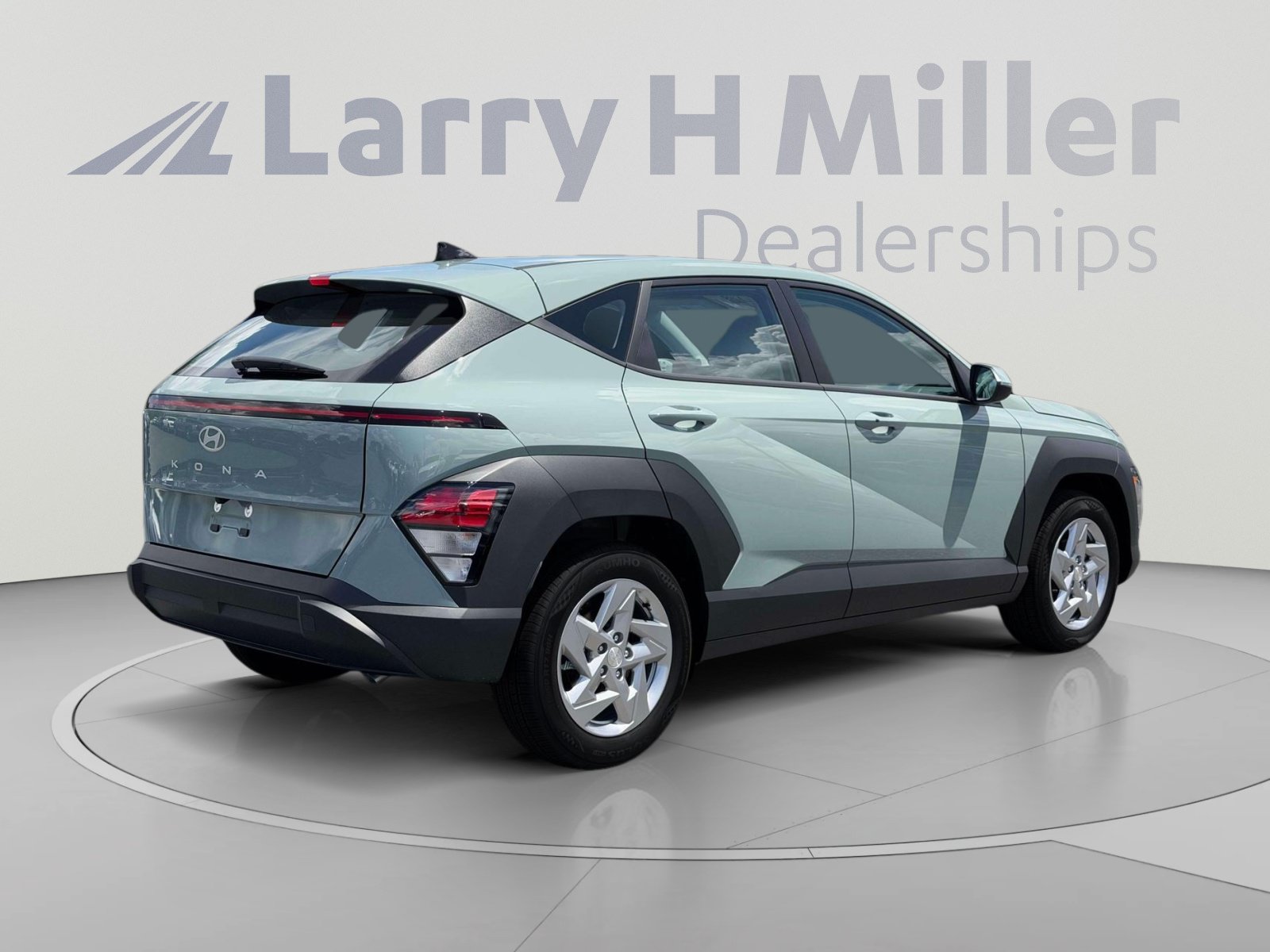 New 2027 Hyundai Kona SE FWD image 8