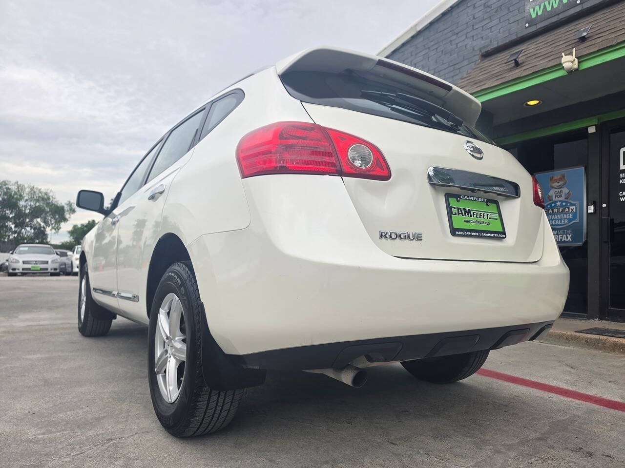 Used 2015 Nissan Rogue S w/ Convenience Package FWD image 9