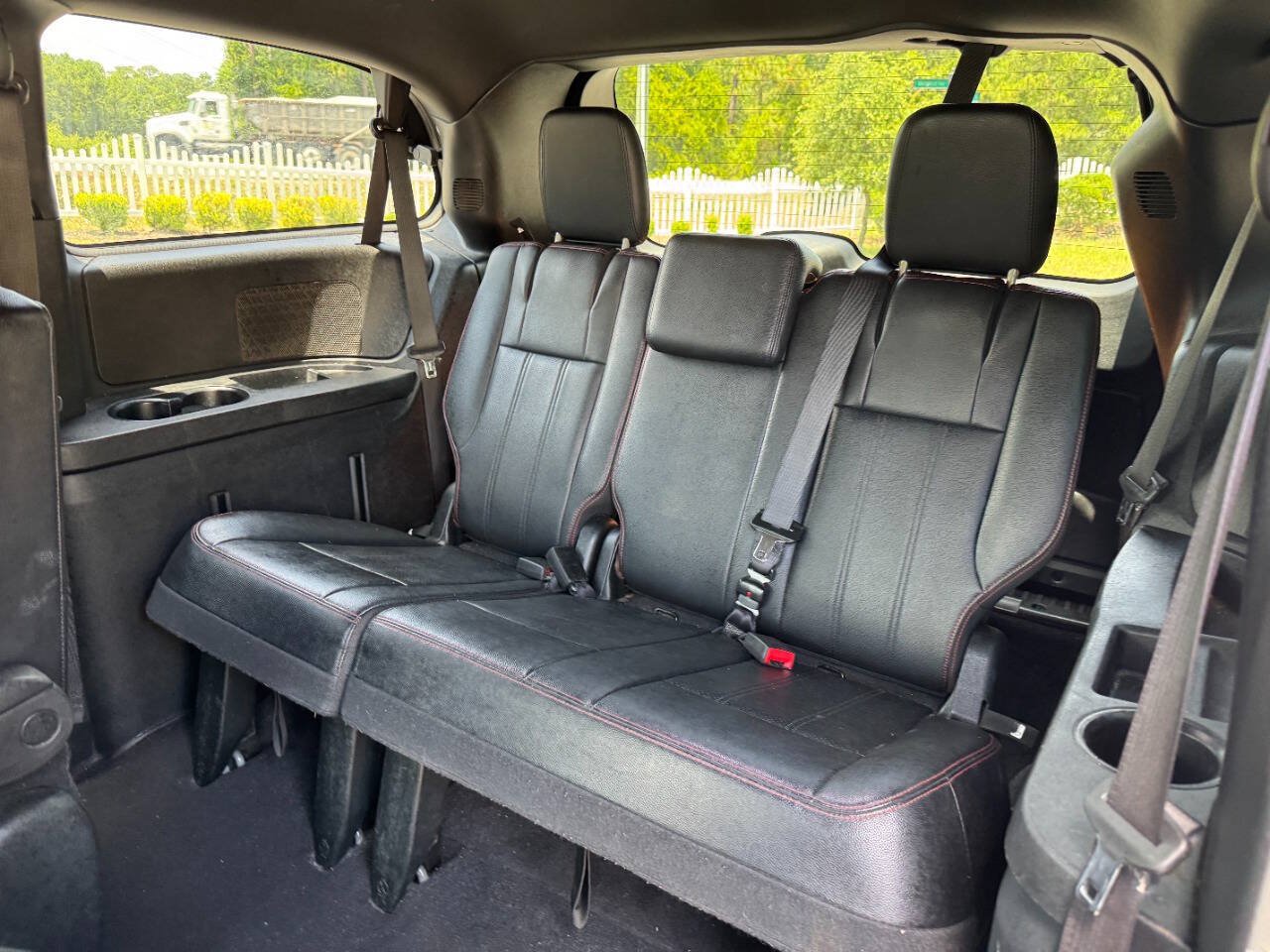 Used 2018 Dodge Grand Caravan GT FWD image 13