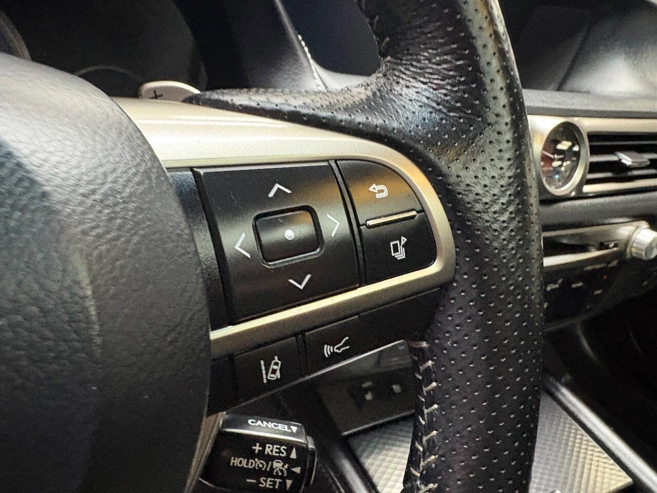 Used 2018 Lexus GS 350 F Sport image 28