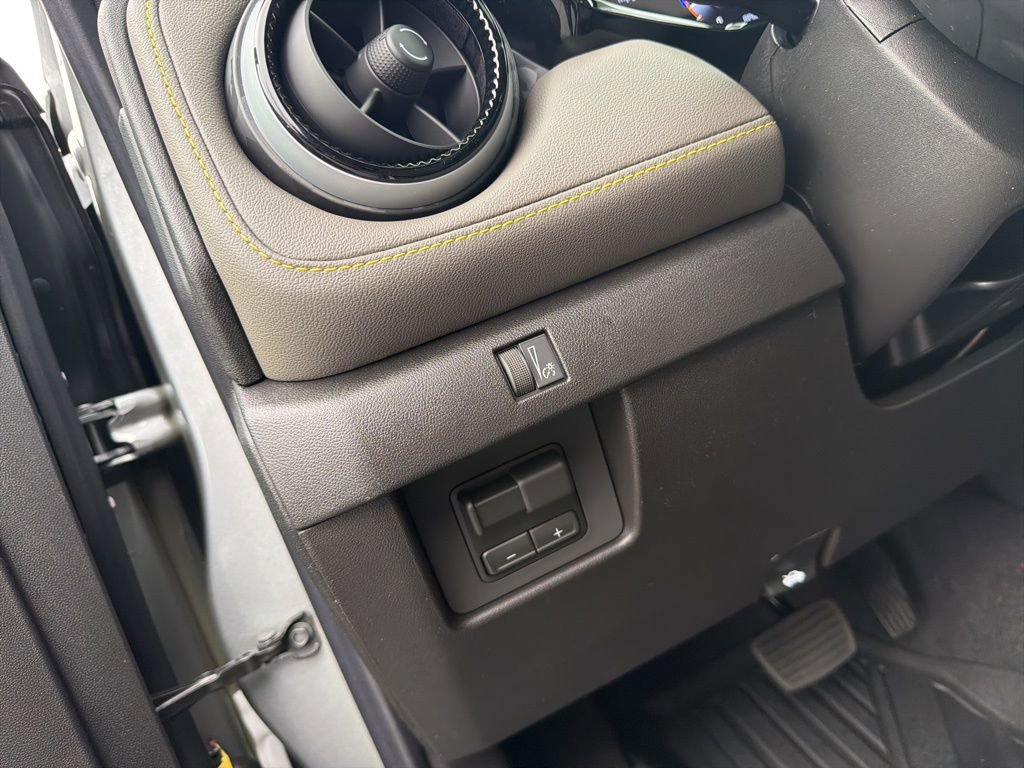 New 2026 Chevrolet Colorado ZR2 w/ Technology Package image 17