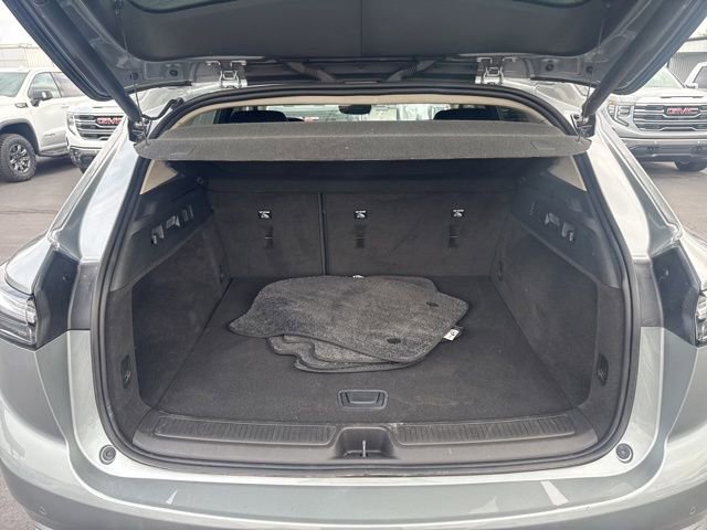 Used 2023 Buick Envision Avenir AWD/4WD image 5