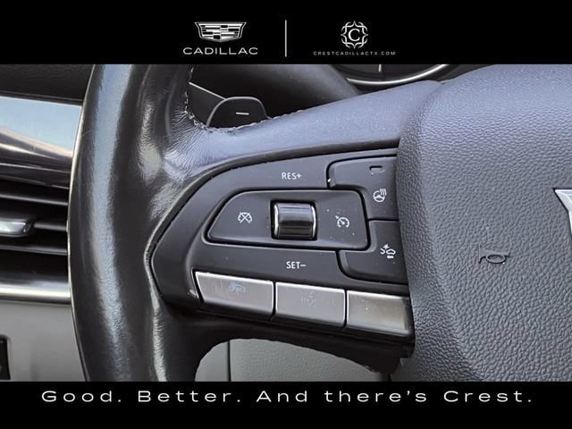 Used 2021 Cadillac XT4 Luxury w/ Cold Weather Package FWD image 12