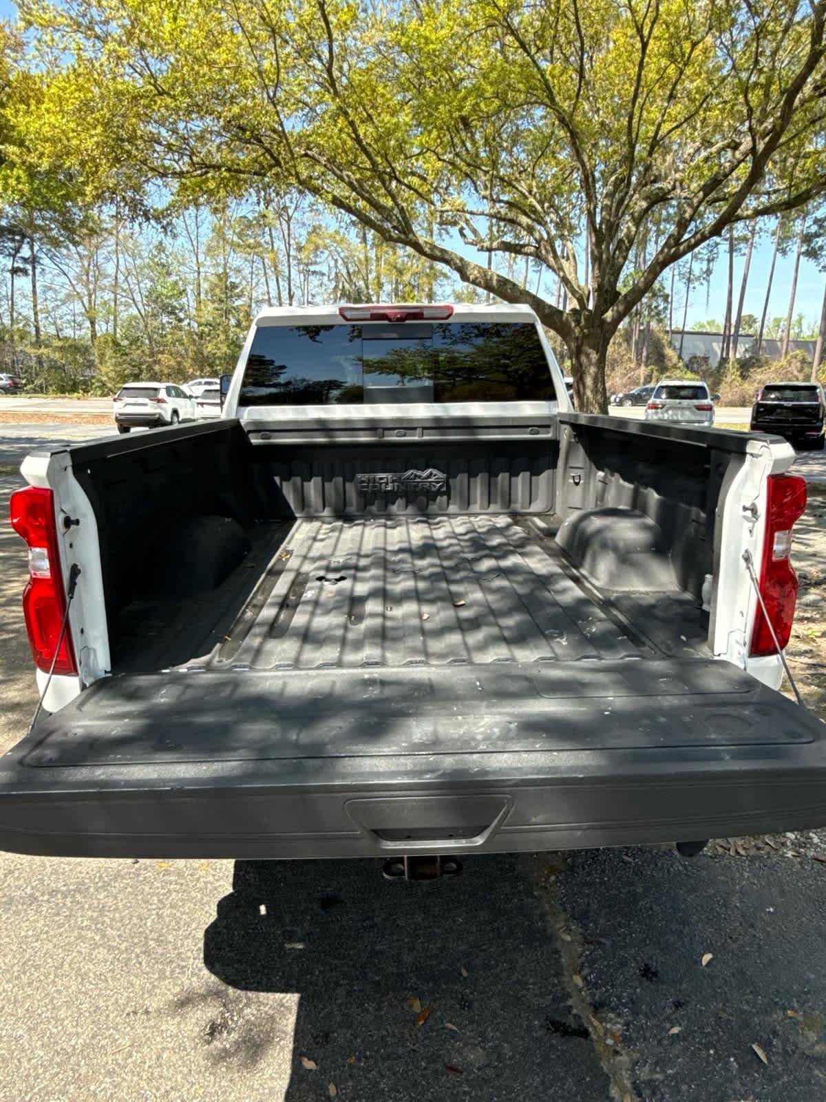 Used 2024 Chevrolet Silverado 2500 High Country w/ High Country Premium Package image 12
